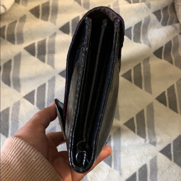 Gianni Bini black patent leather clutch - Picture 3 of 8